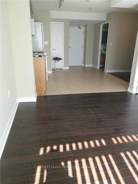 15 Fort York Boulevard 2102, Toronto, ON M5V 3Y4 photo 2