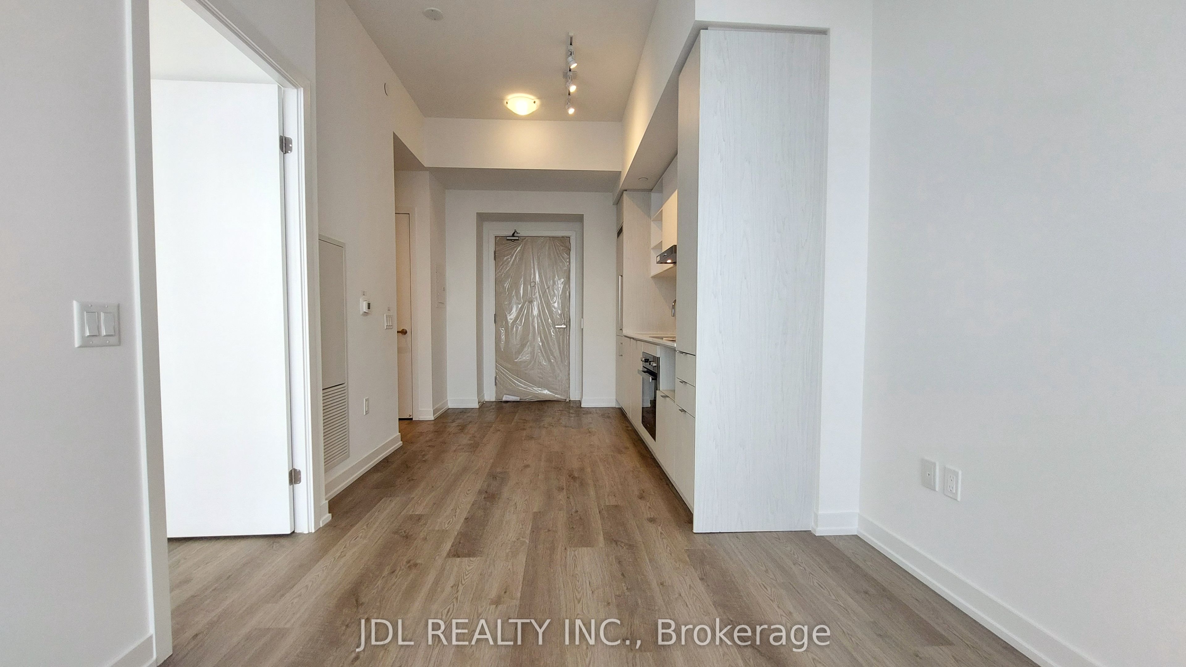 55 Cooper Street 6115, Toronto, ON M5E 0G1 photo 2