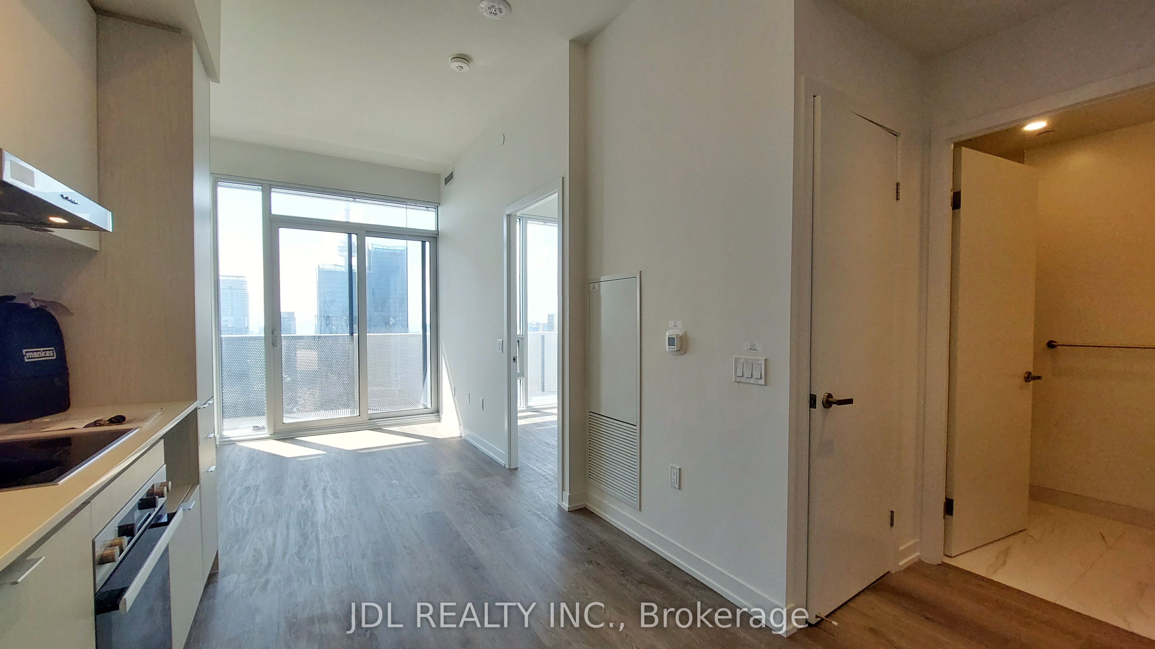 55 Cooper Street 6115, Toronto, ON M5E 0G1 photo 3