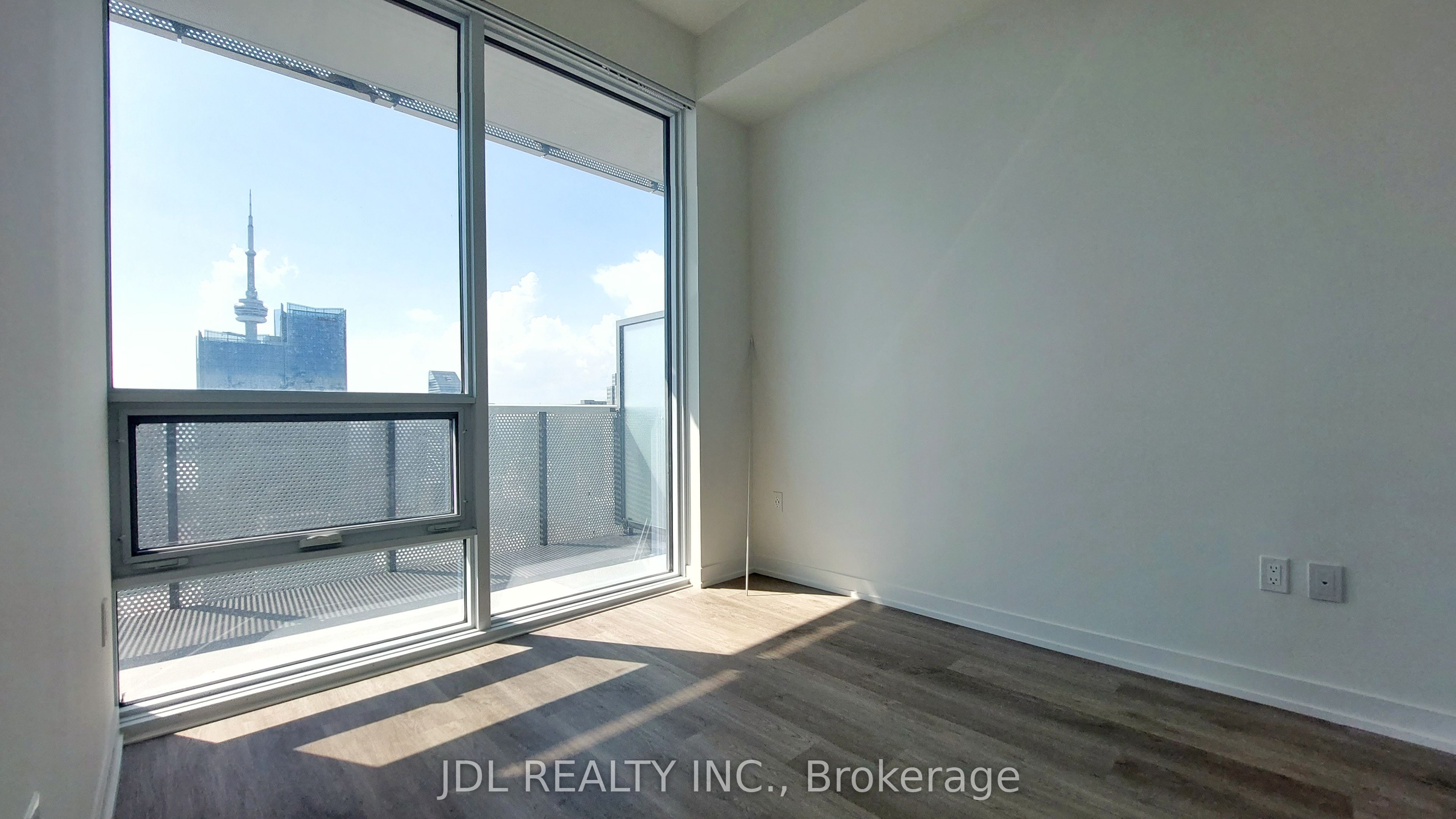 55 Cooper Street 6115, Toronto, ON M5E 0G1 photo 4