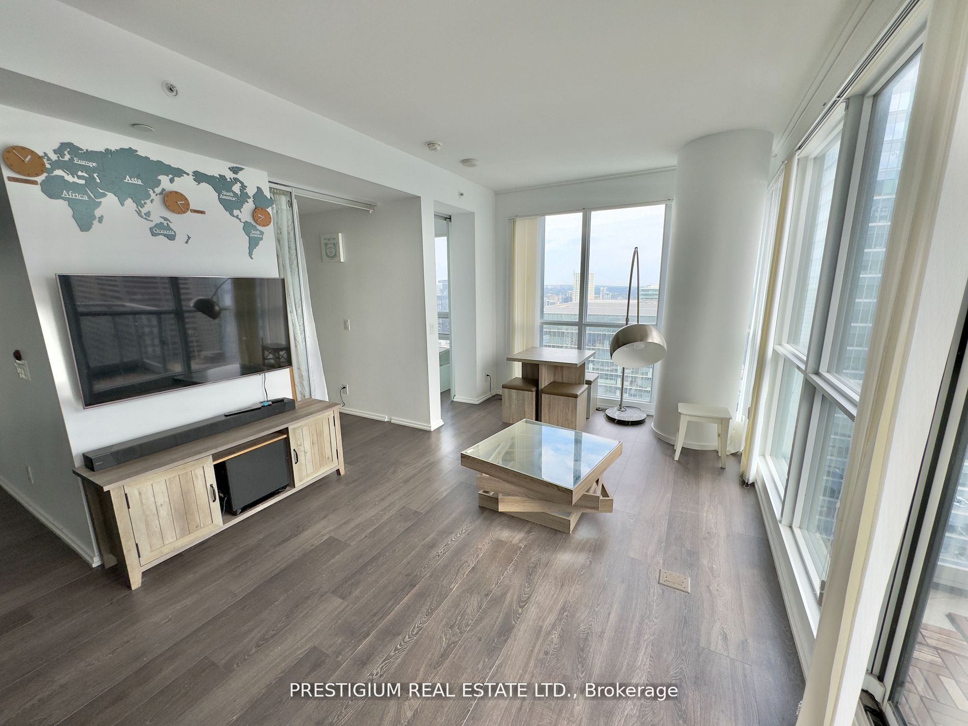 70 Temperance Street 4906, Toronto, ON M5H 0B1