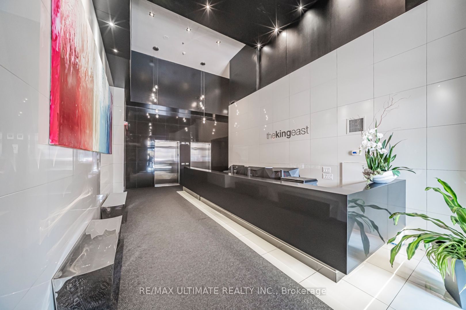 318 King Street E 1108, Toronto, ON M5A 0C1 photo 3