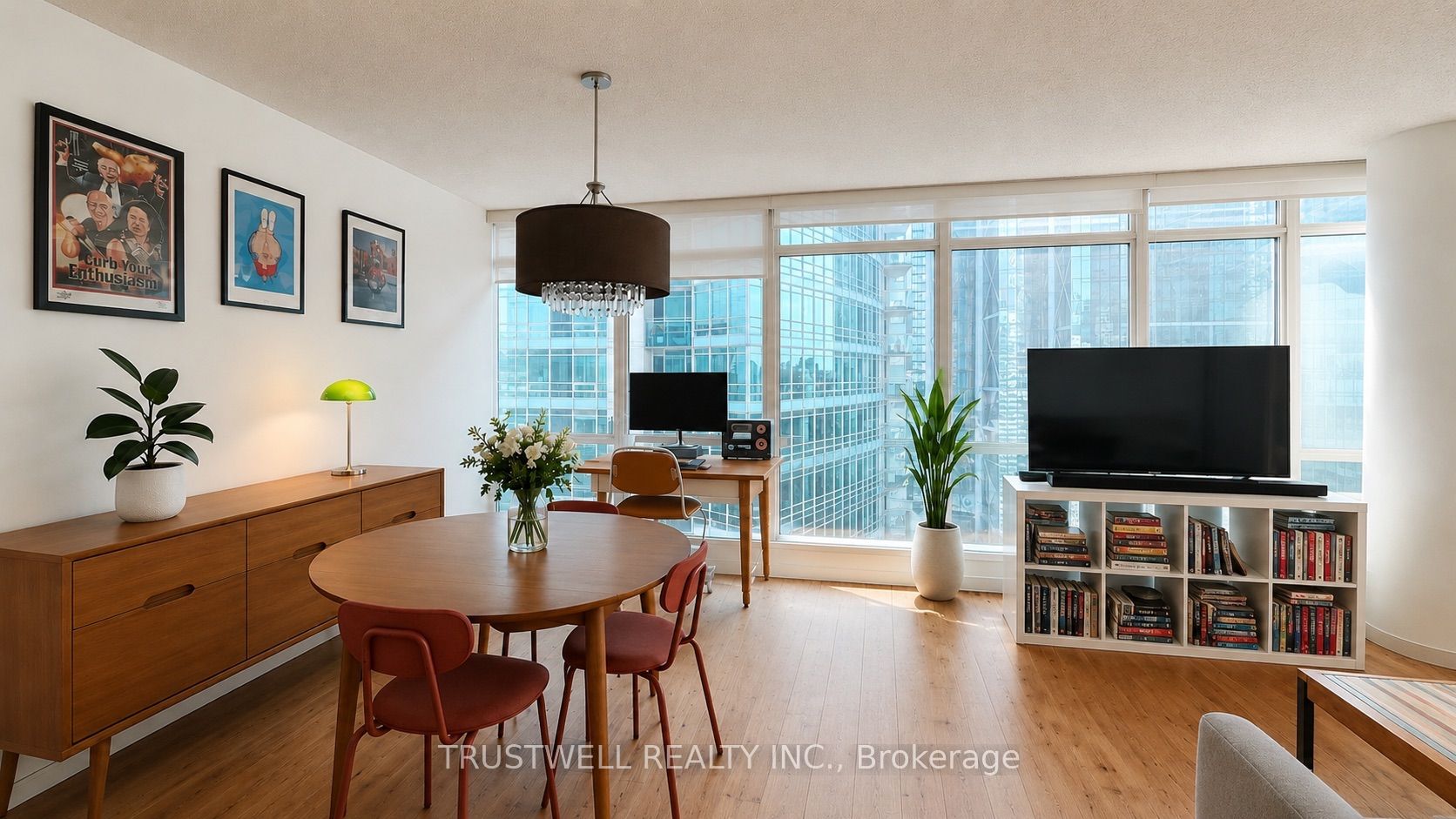 381 Front Street W 1802, Toronto, ON M5V 3R8 photo 4