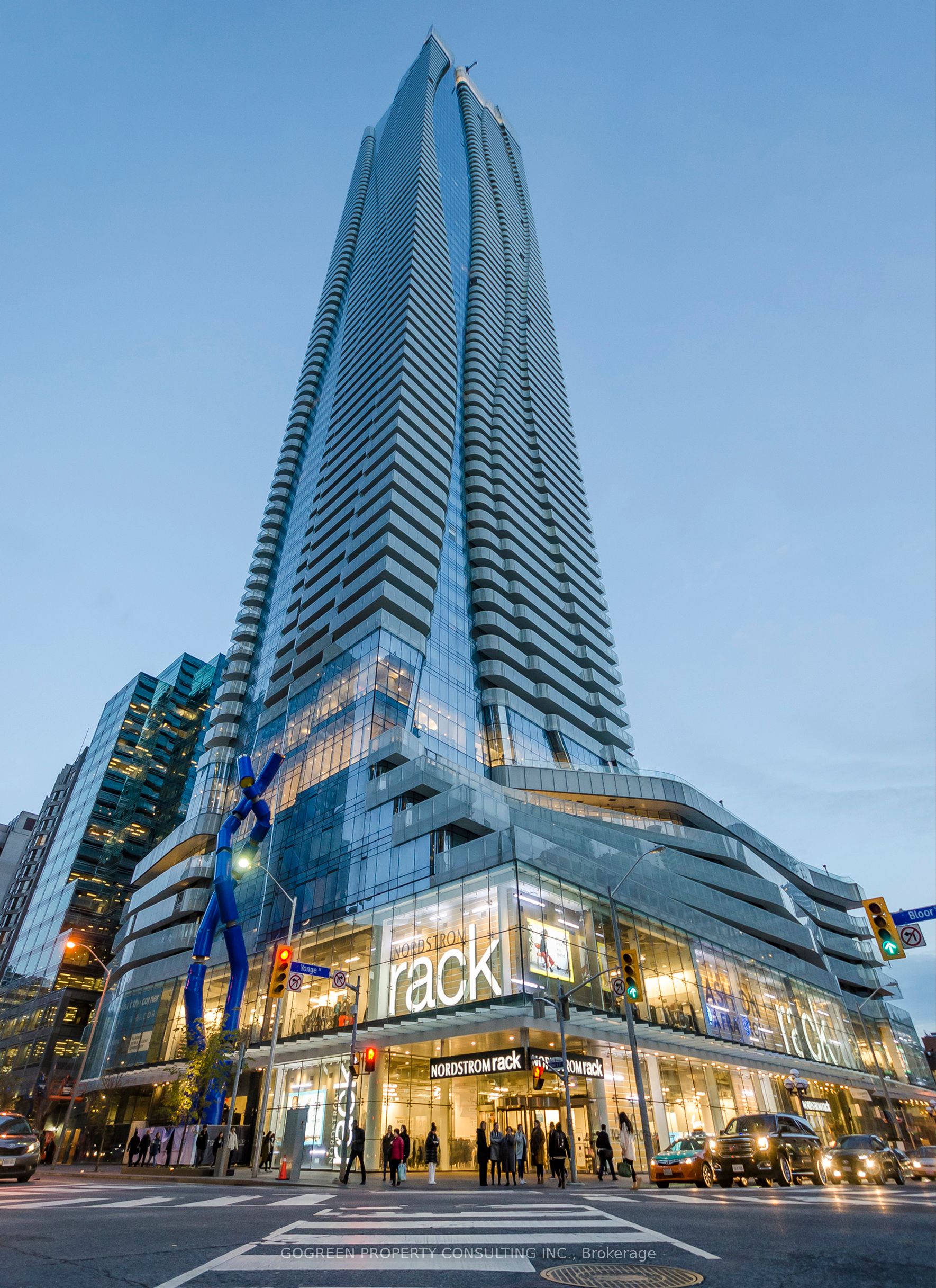 1 Bloor Street E 1807, Toronto, ON M4W 0A8