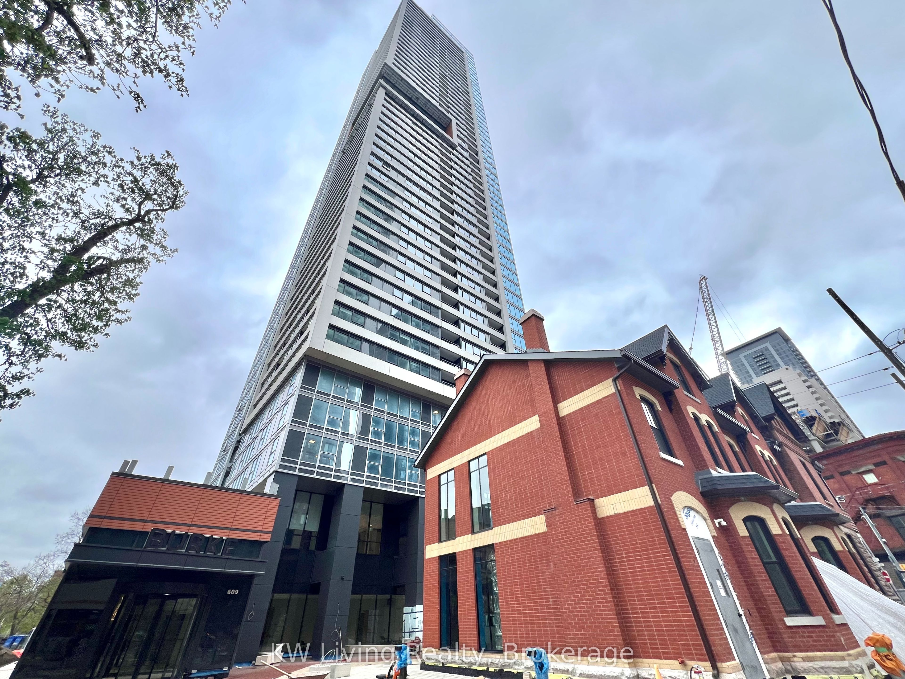 609 Sherbourne Street 3609, Toronto, ON M4X 0A4 photo 5