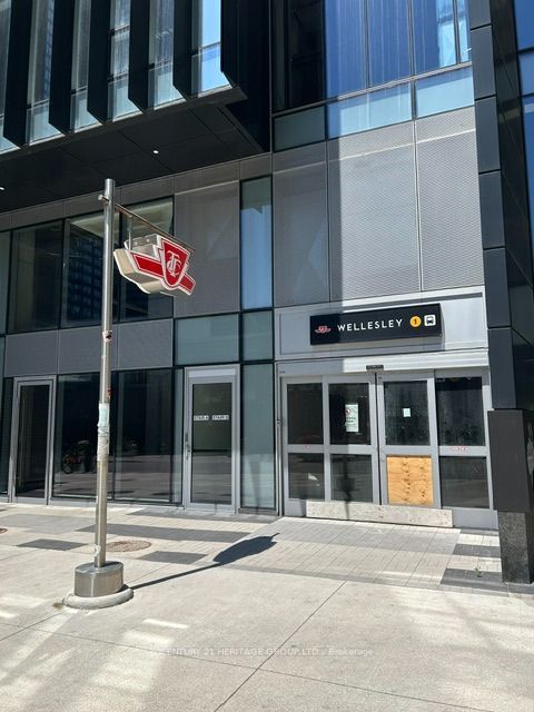 3 Gloucester Street 4013, Toronto, ON M4Y 0C6 photo 3