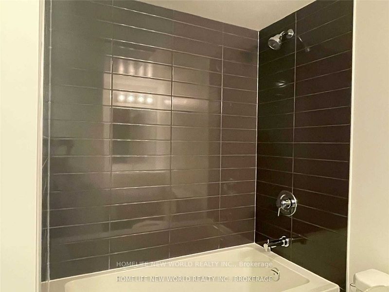159 Wellesley Street E 905, Toronto, ON M4Y 0H5 photo 5