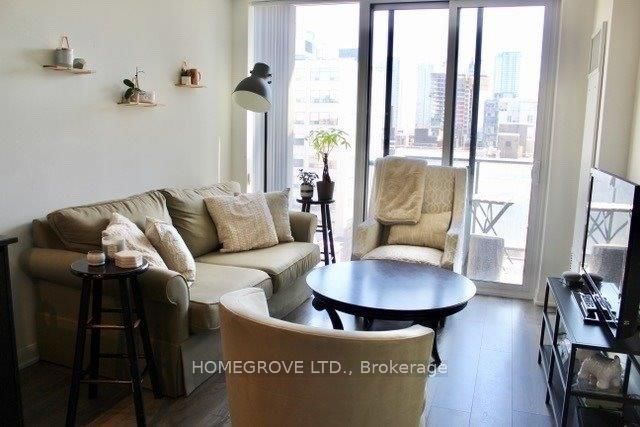 435 Richmond Street W 809, Toronto, ON M5V 1Y1 photo 3