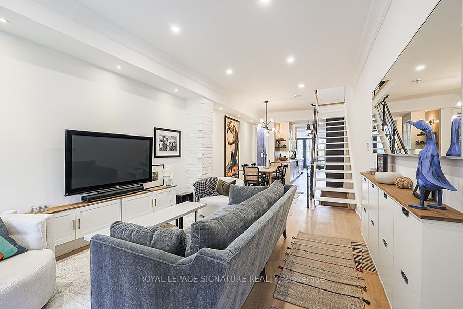 132 Major Street, Toronto, ON M5S 2L2