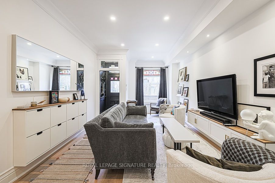 132 Major Street, Toronto, ON M5S 2L2 photo 2