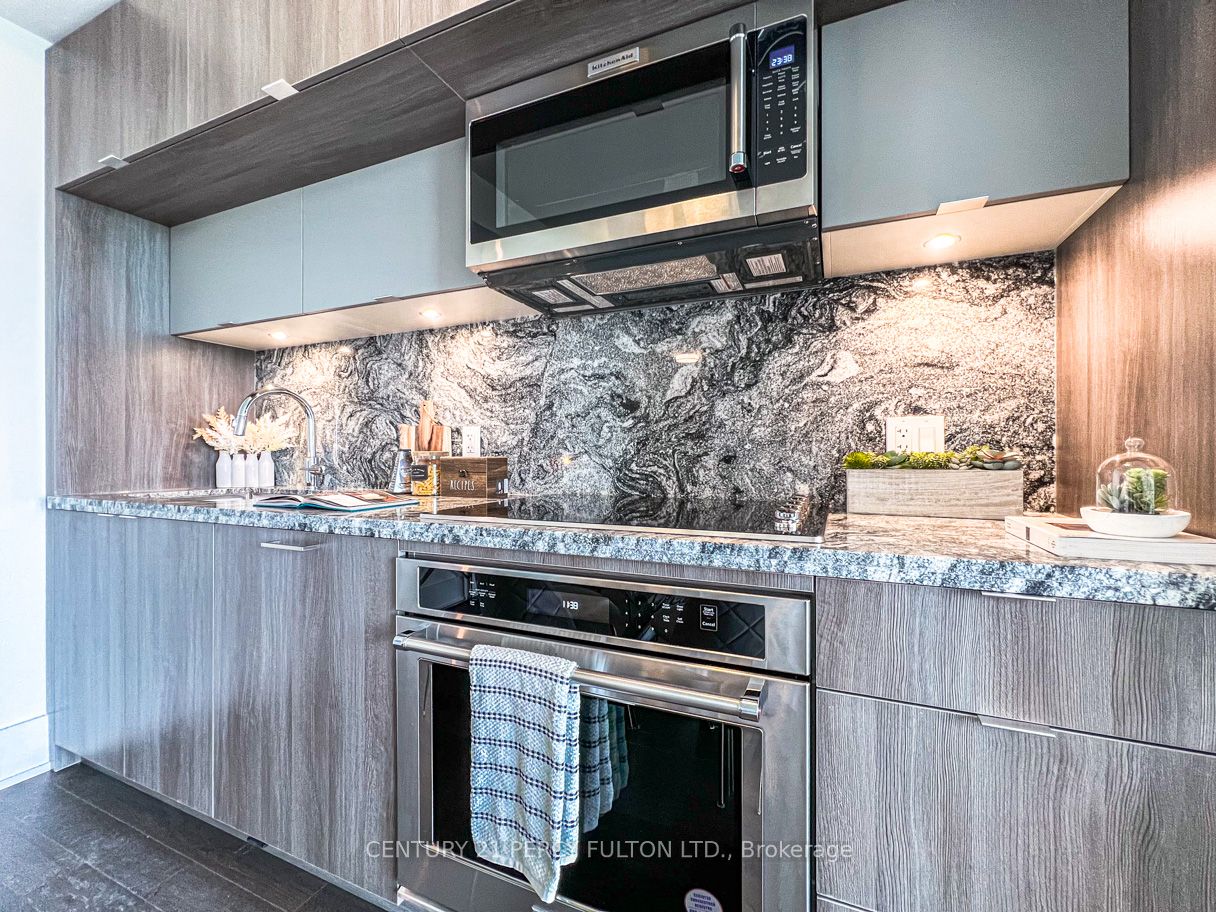 585 Bloor Street E 3415, Toronto, ON M4W 0B3 photo 5