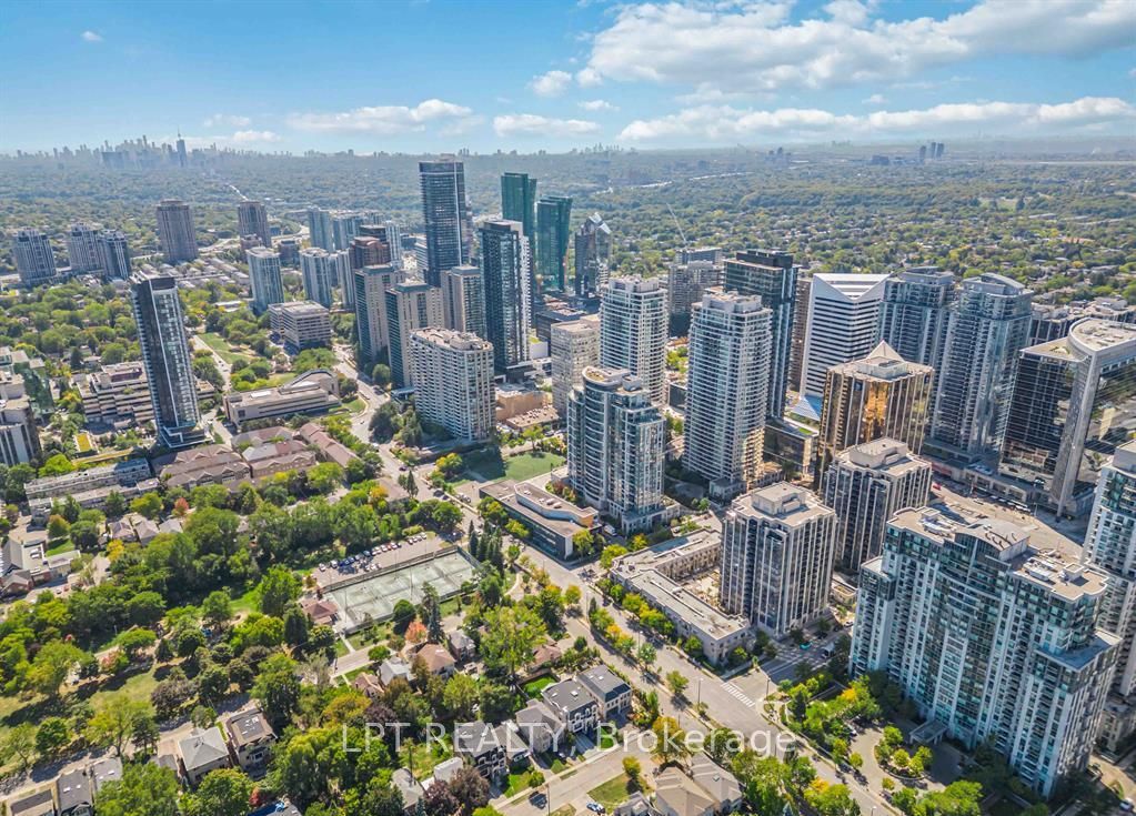 35 Hollywood Avenue 1706, Toronto, ON M2N 0A9 photo 2