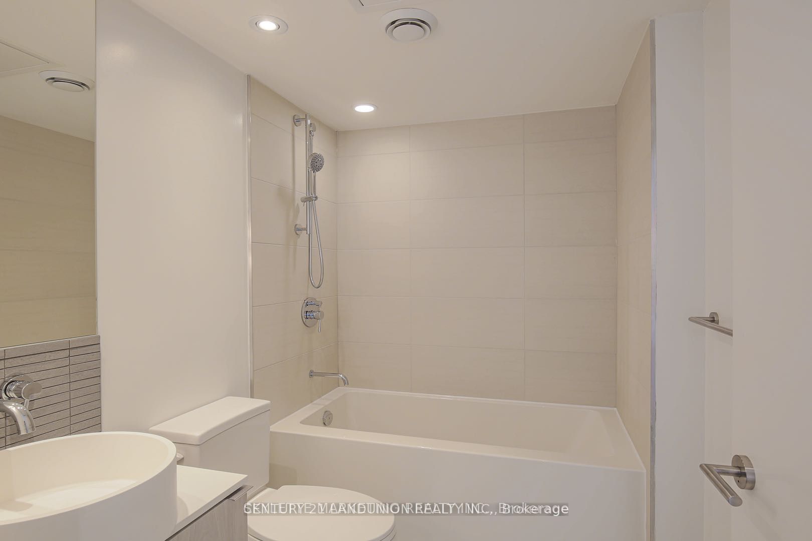 161 Roehampton Avenue 2802, Toronto, ON M4P 0C8