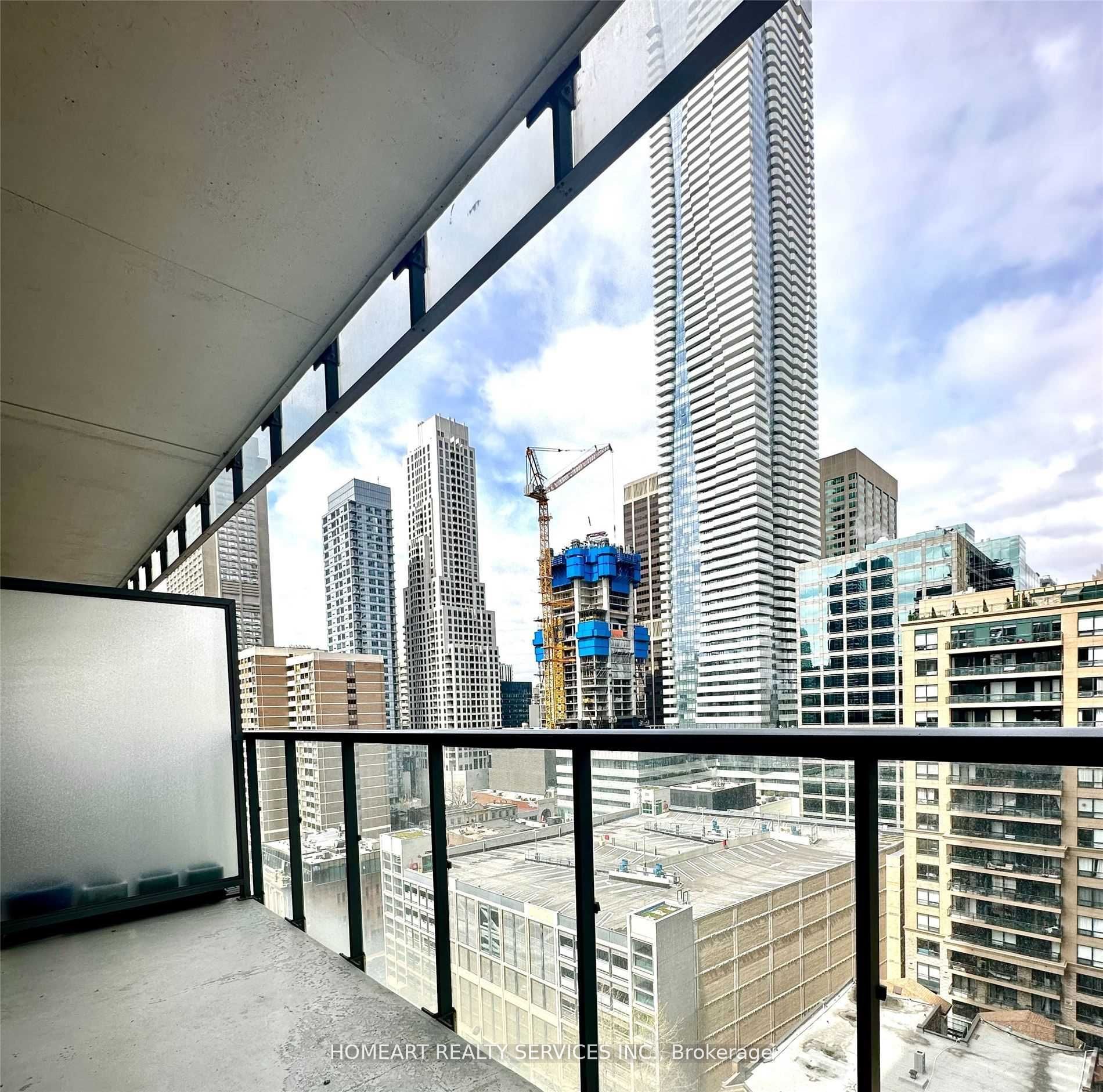 33 Charles Street E 1310, Toronto, ON M4Y 1R9