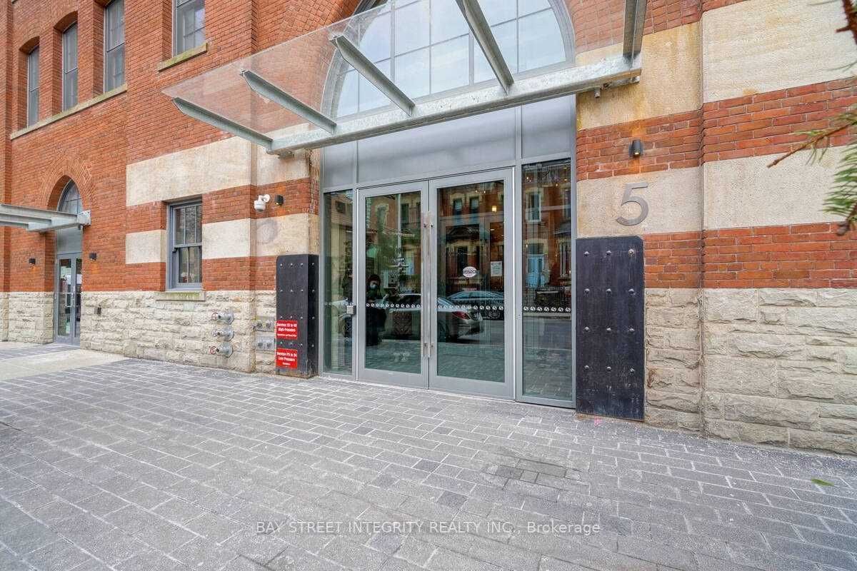5 St. Joseph Street 1203, Toronto, ON M4Y 0B6 photo 3