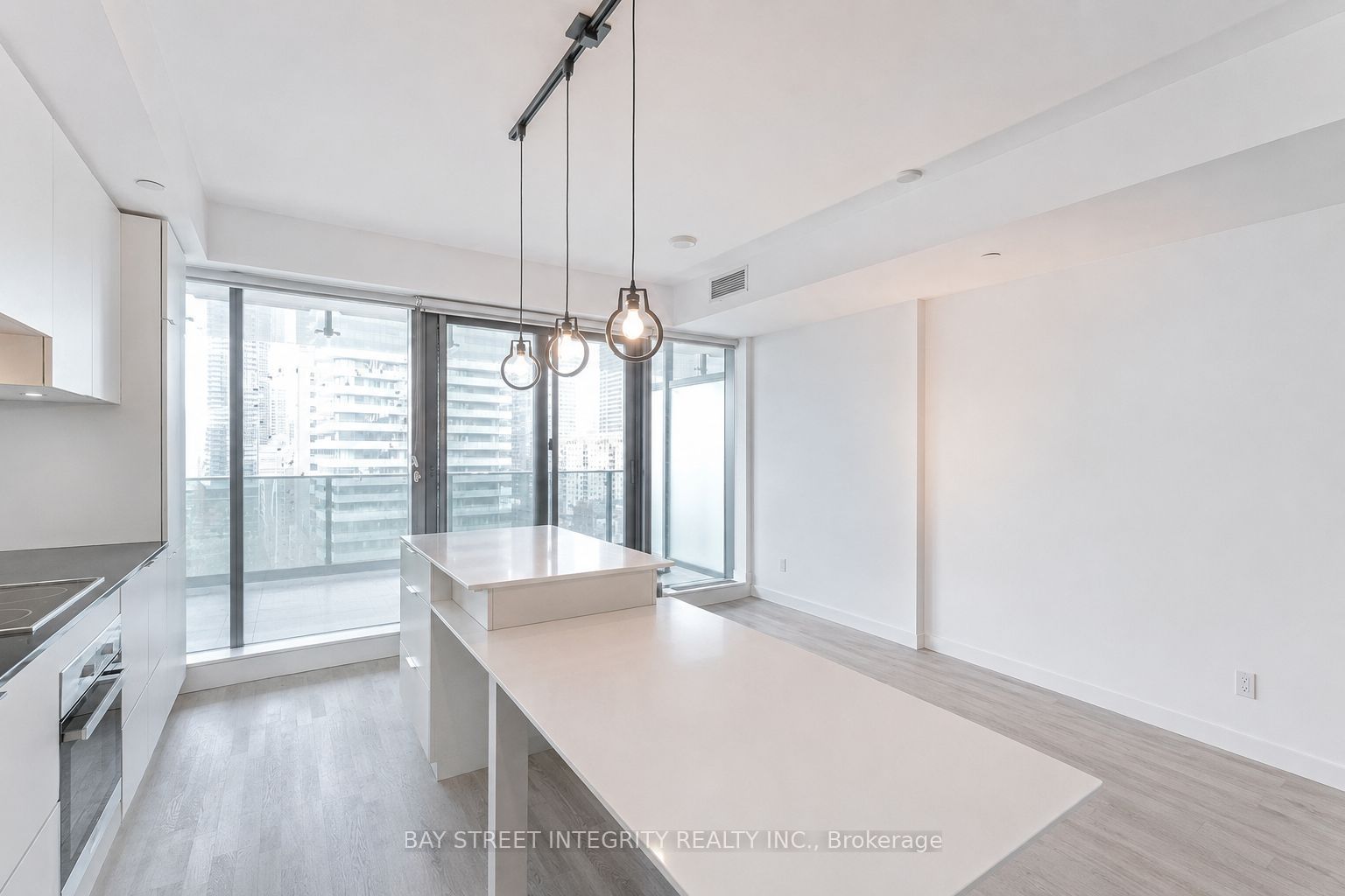5 St. Joseph Street 1203, Toronto, ON M4Y 0B6 photo 4