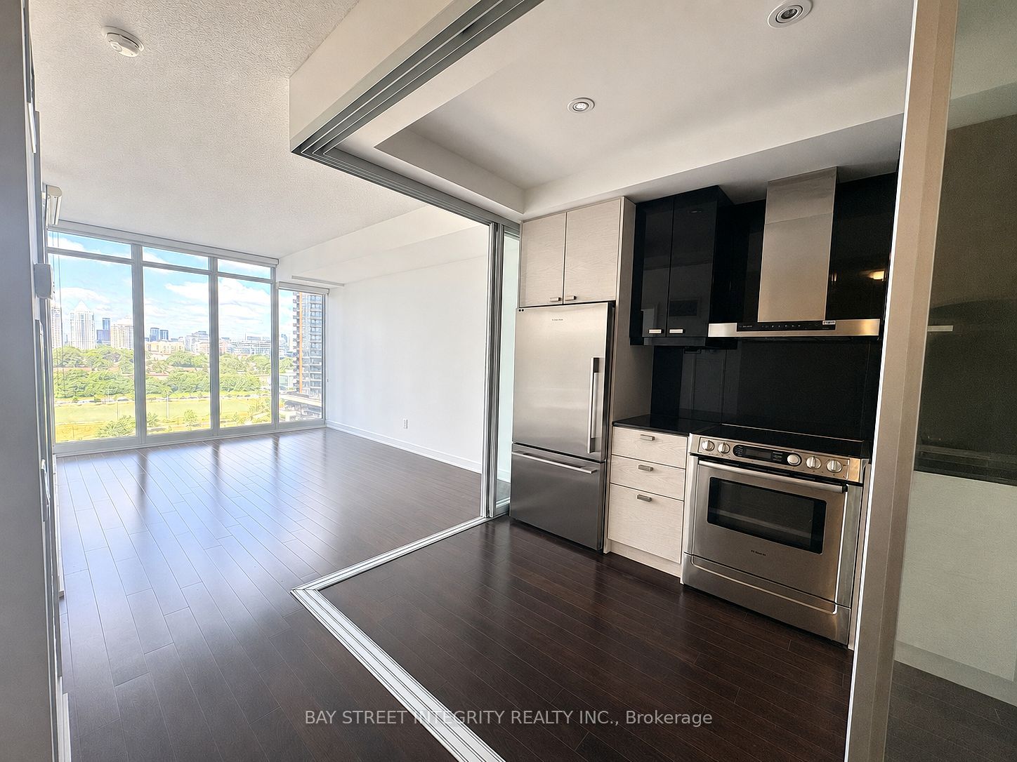 121 Mcmahon Drive 2012, Toronto, ON M2K 0C1 photo 4