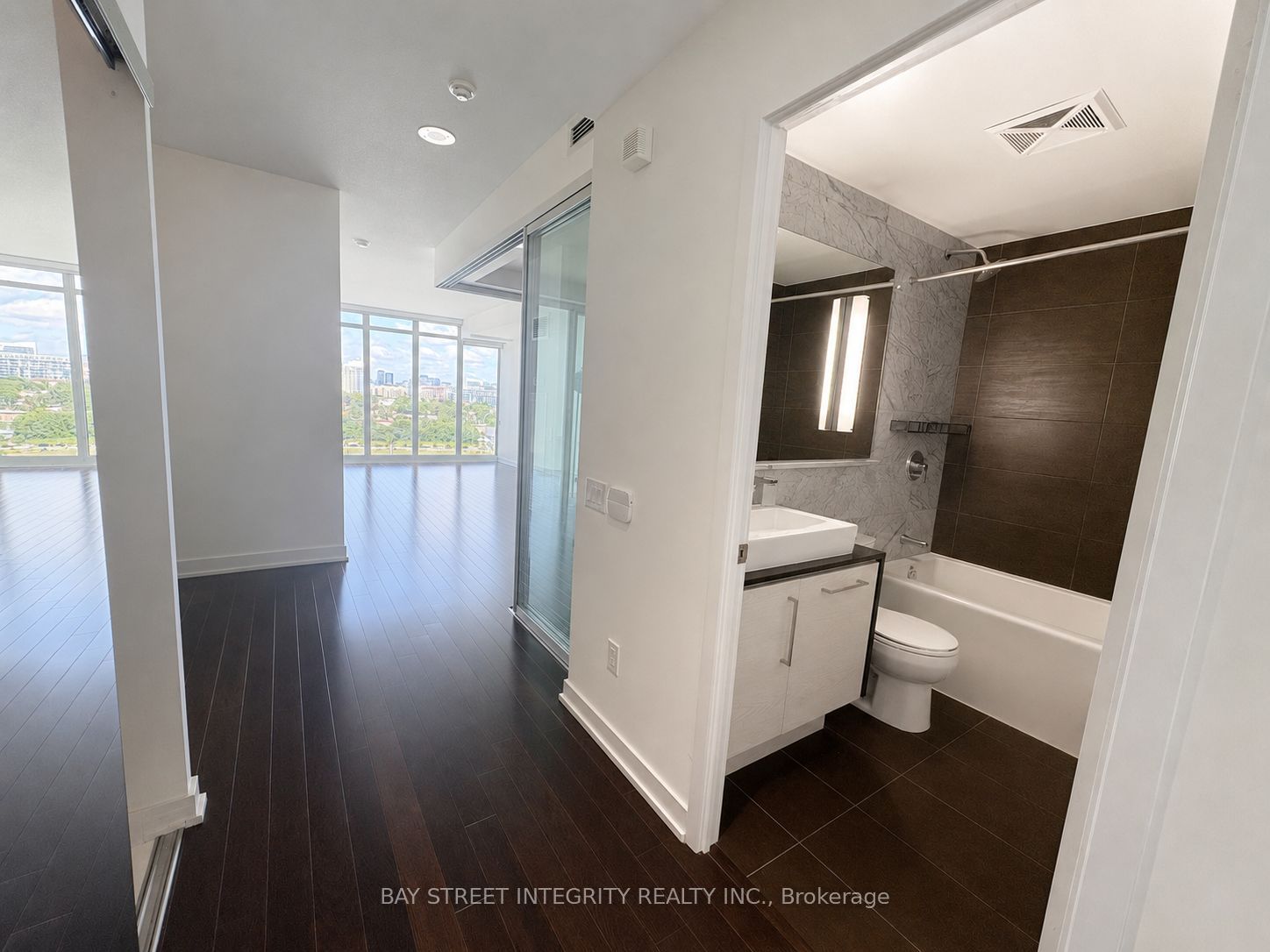 121 Mcmahon Drive 2012, Toronto, ON M2K 0C1 photo 5