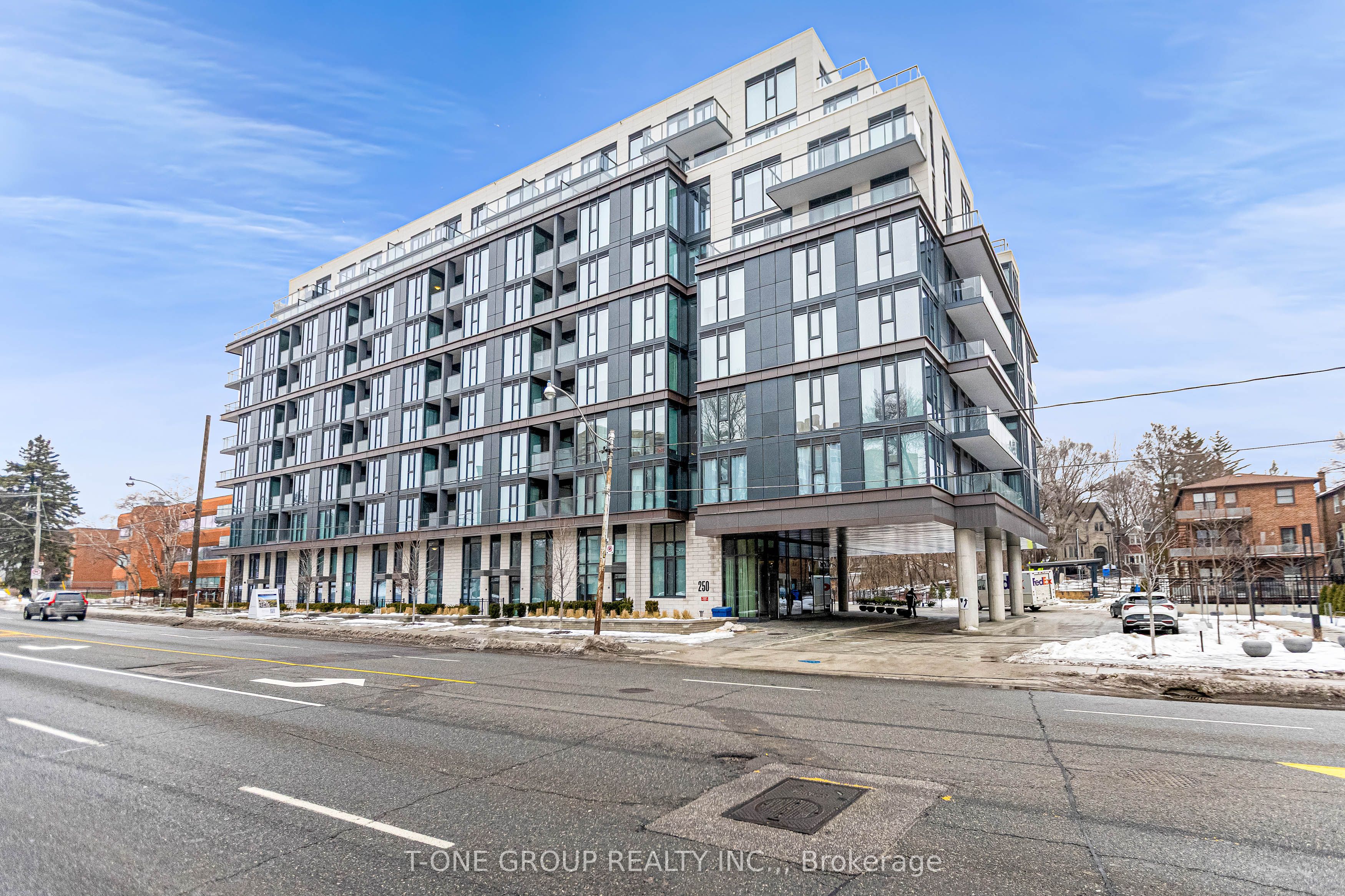 250 Lawrence Avenue W 309, Toronto, ON M5M 1B1 photo 2