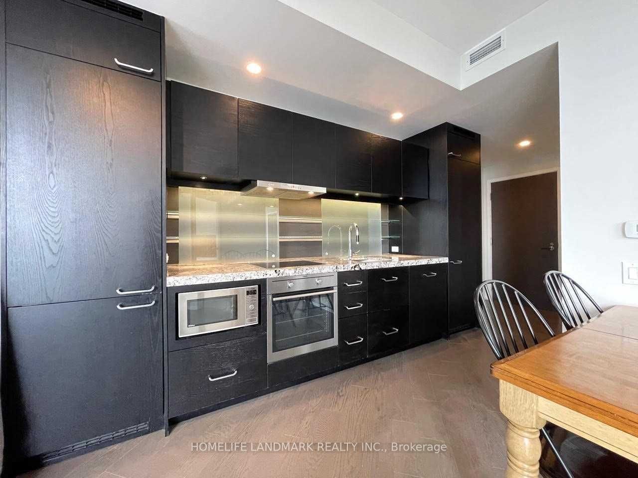 45 Charles Street E 4502, Toronto, ON M4Y 0B8 photo 5