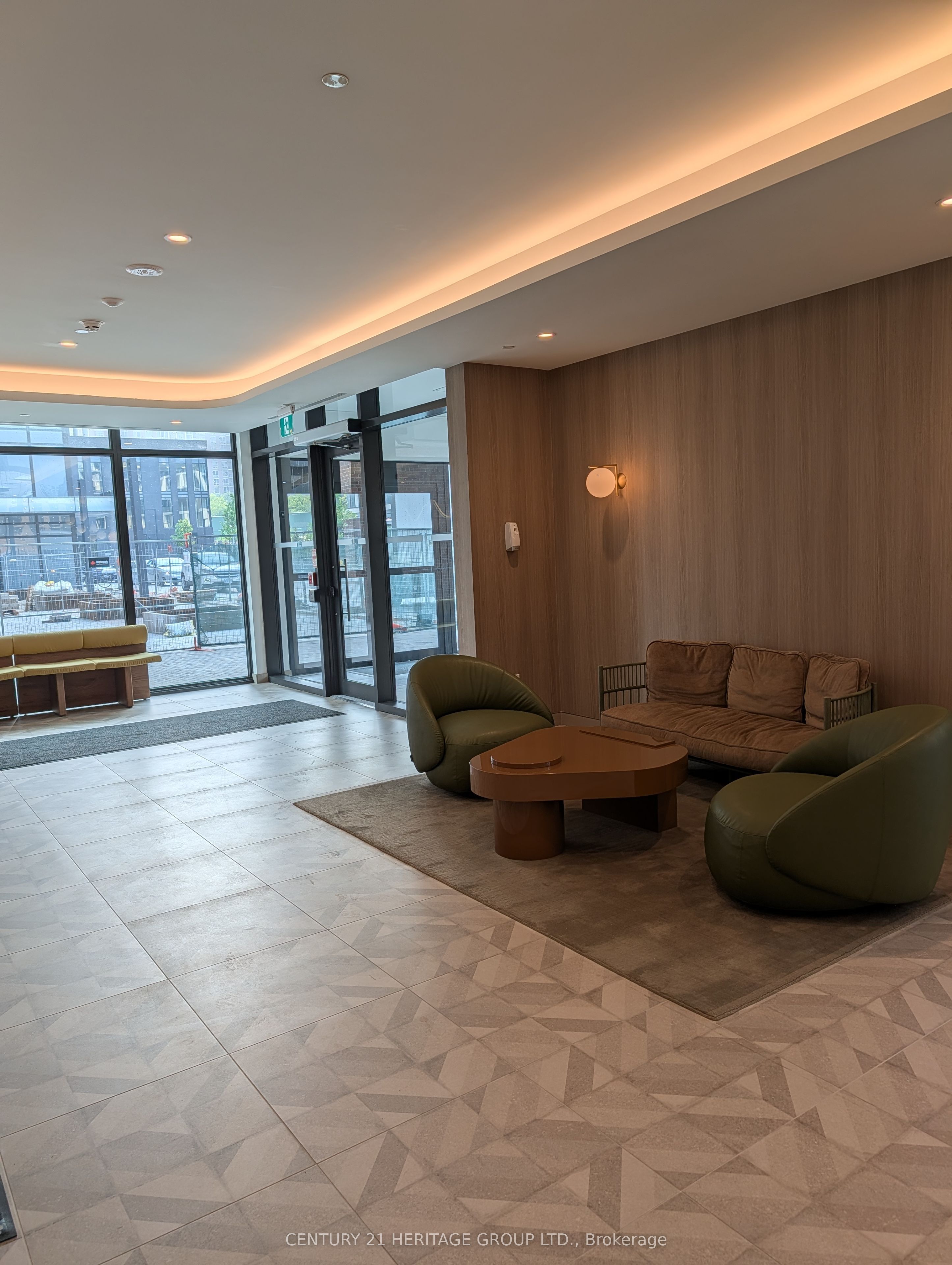 5 Quarrington Lane 3005, Toronto, ON M3C 0S5 photo 4
