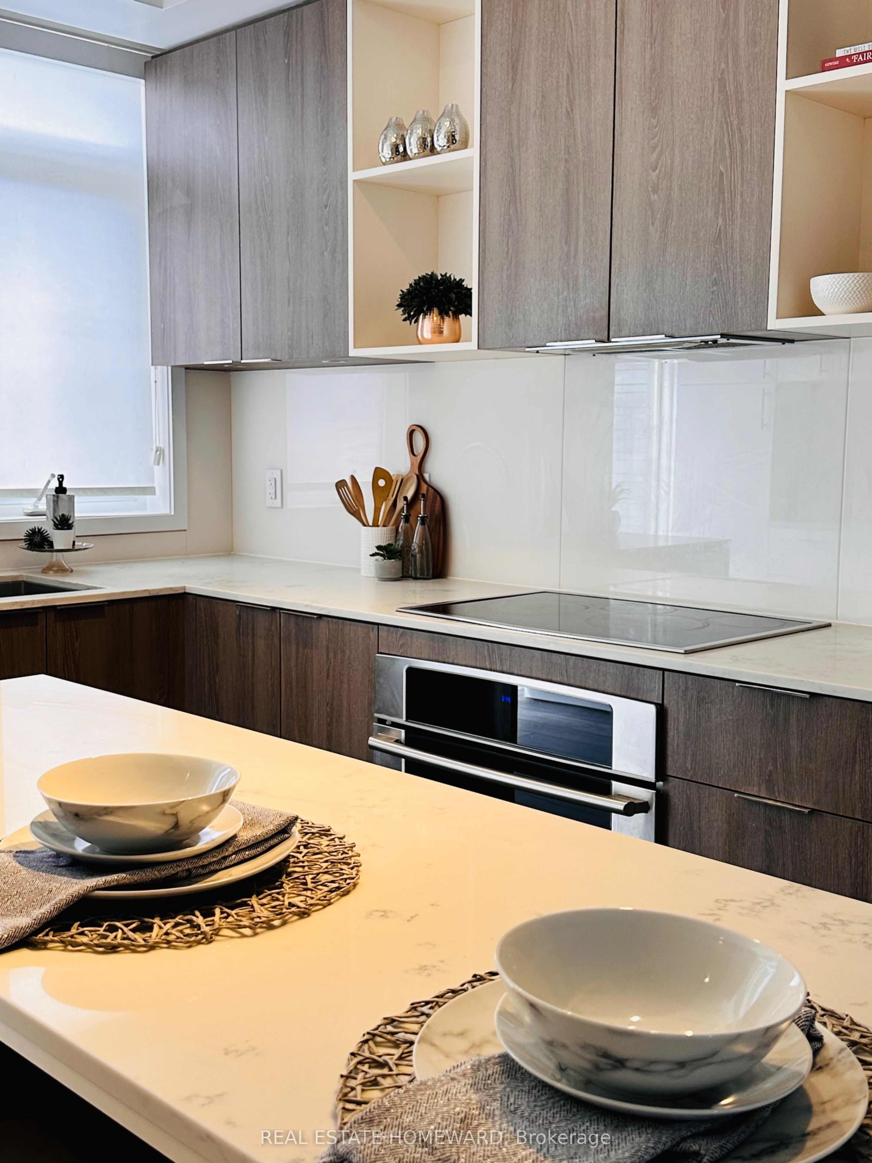 17 St. Bartholomew Street, Toronto, ON M5A 0A3 photo 5