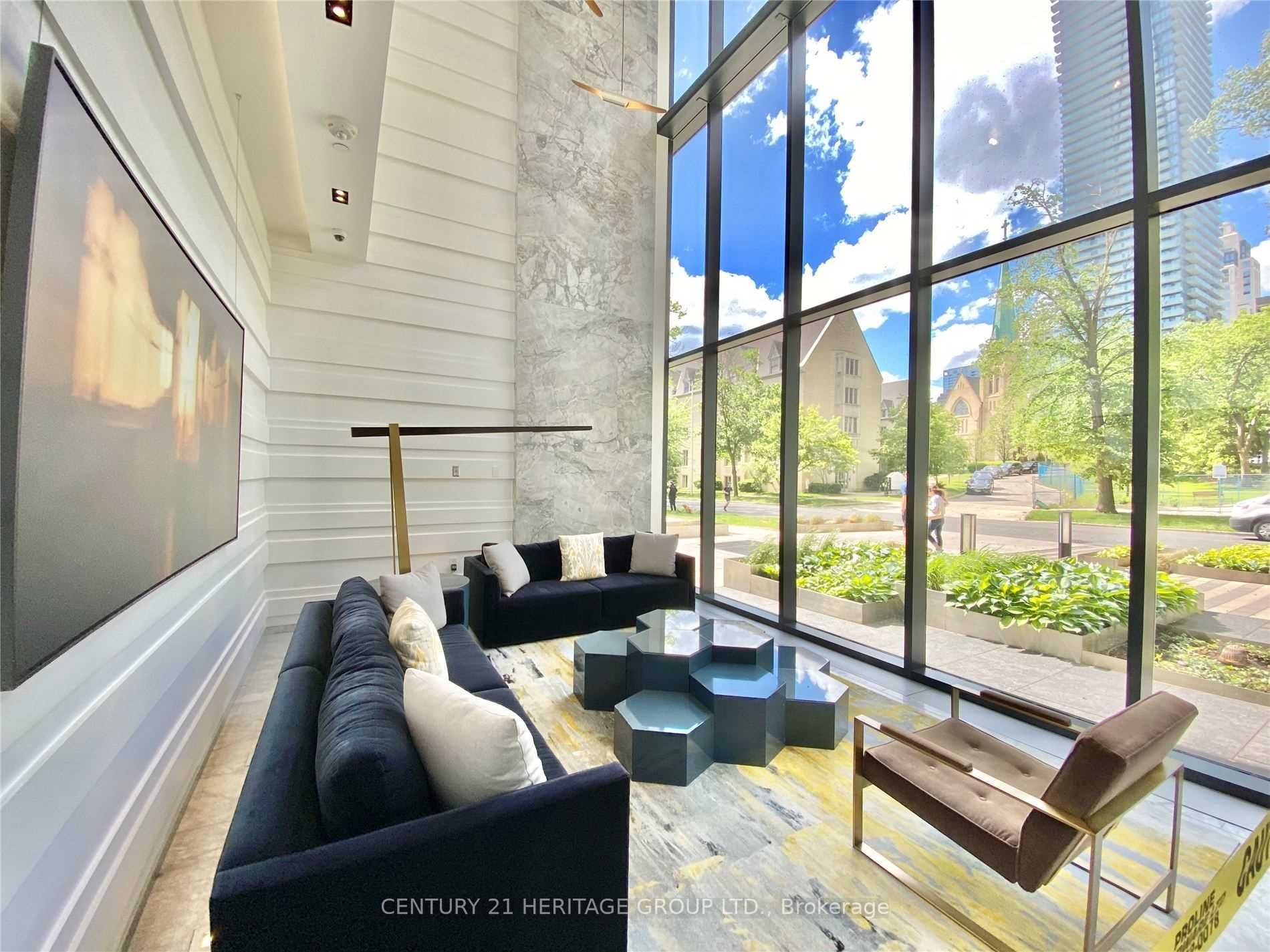 57 St Joseph Street 1122, Toronto, ON M5S 0C5 photo 3