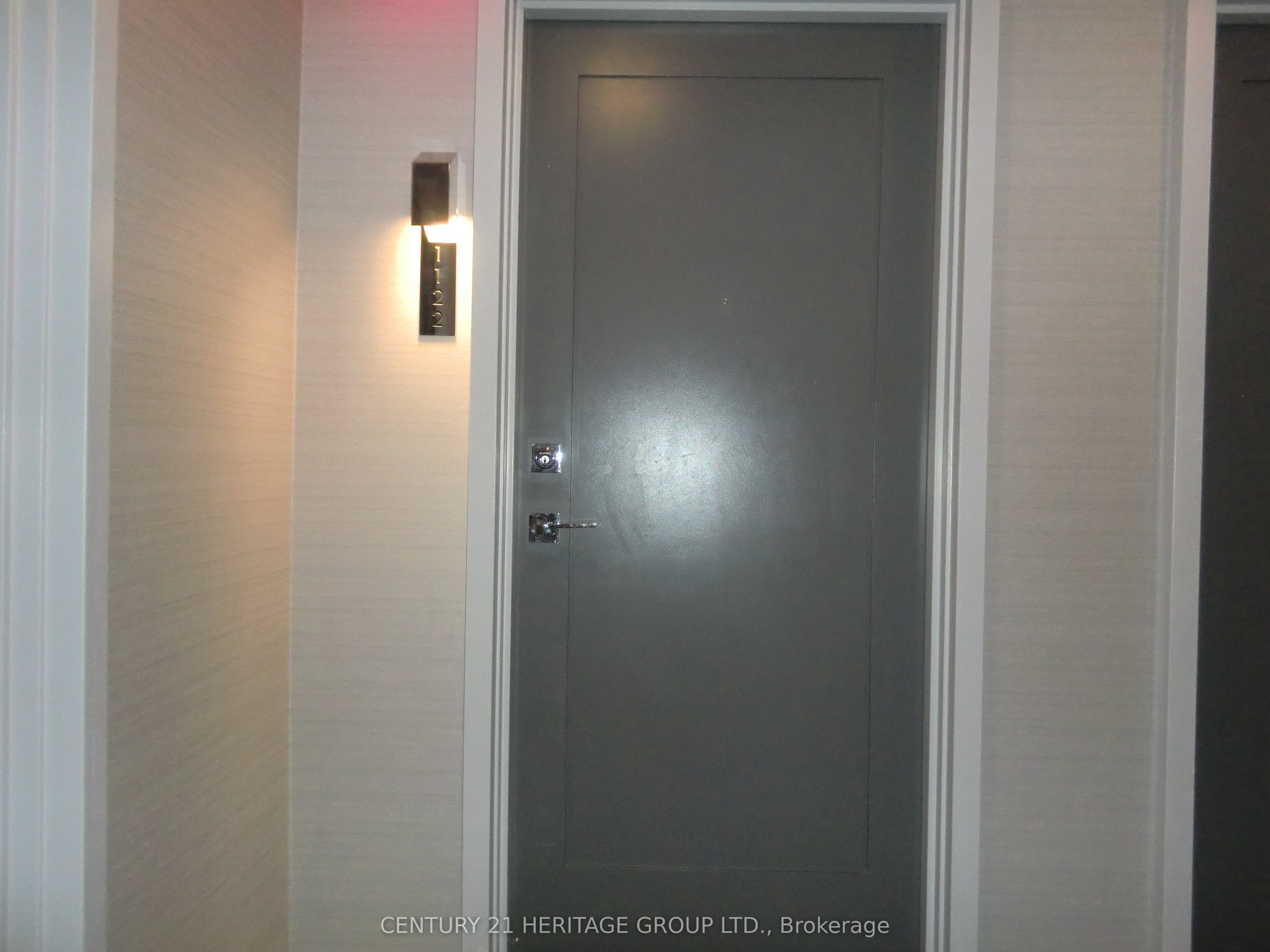 57 St Joseph Street 1122, Toronto, ON M5S 0C5 photo 4