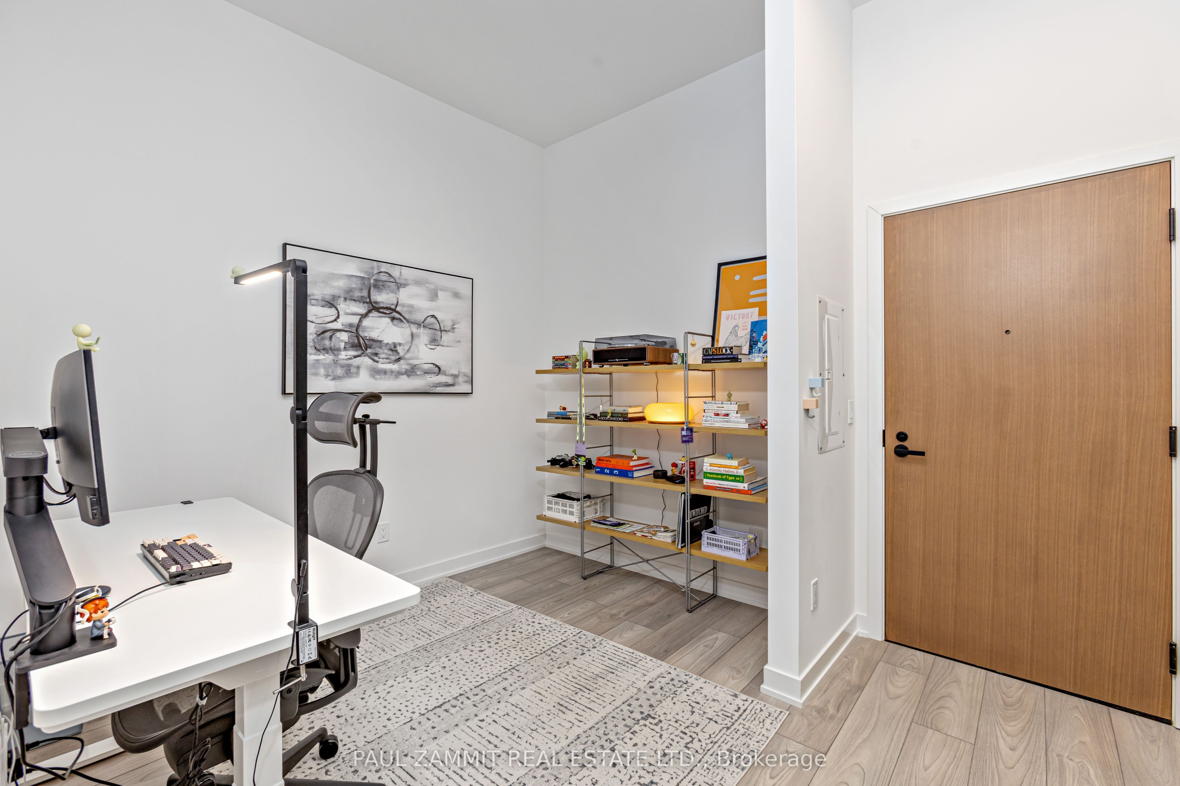 8 Tippett Road 107, Toronto, ON M3H 0E7 photo 2
