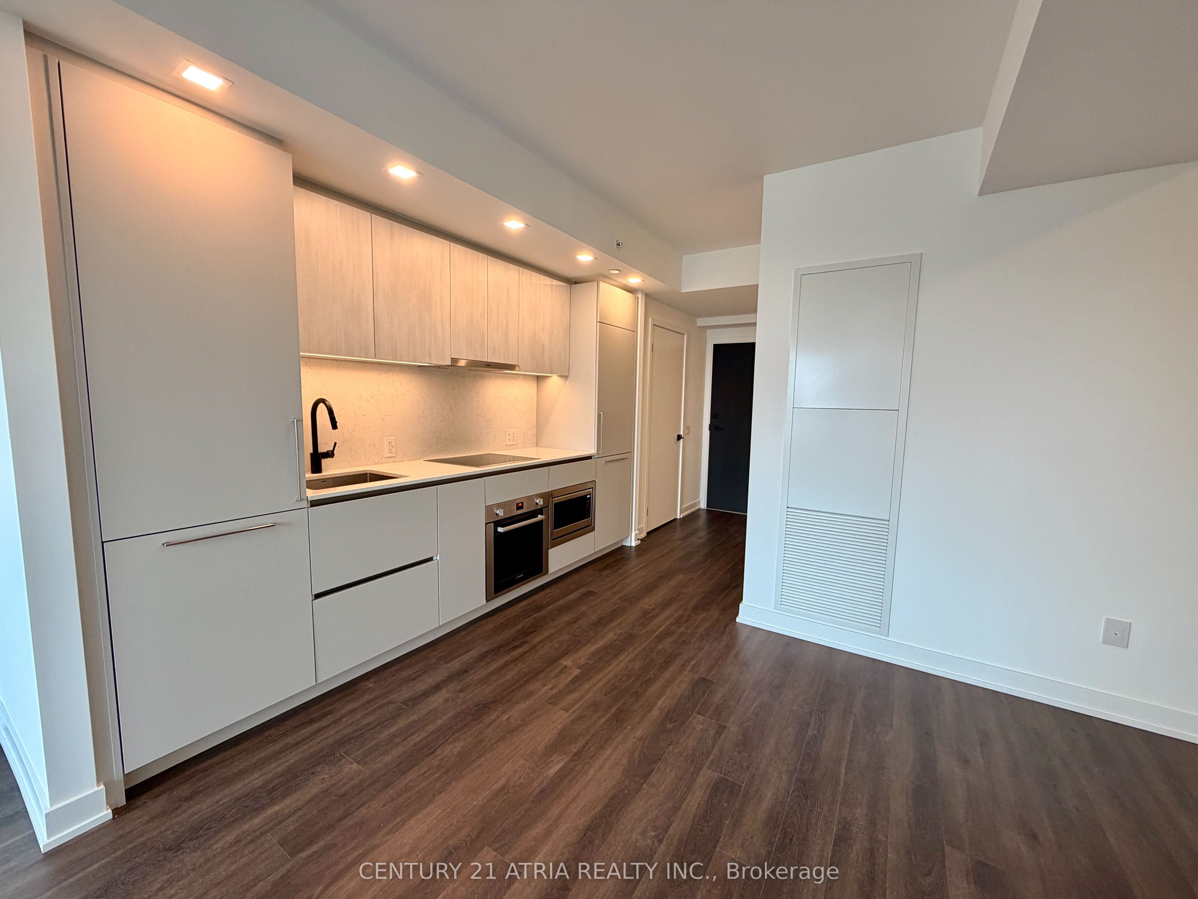 609 Sherbourne Street 3601, Toronto, ON M4X 0A4 photo 5
