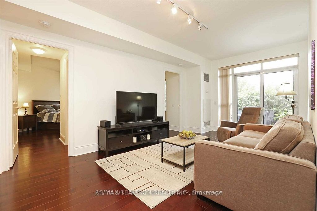 80 Harrison Garden Boulevard 116, Toronto, ON M2N 7E3 photo 4