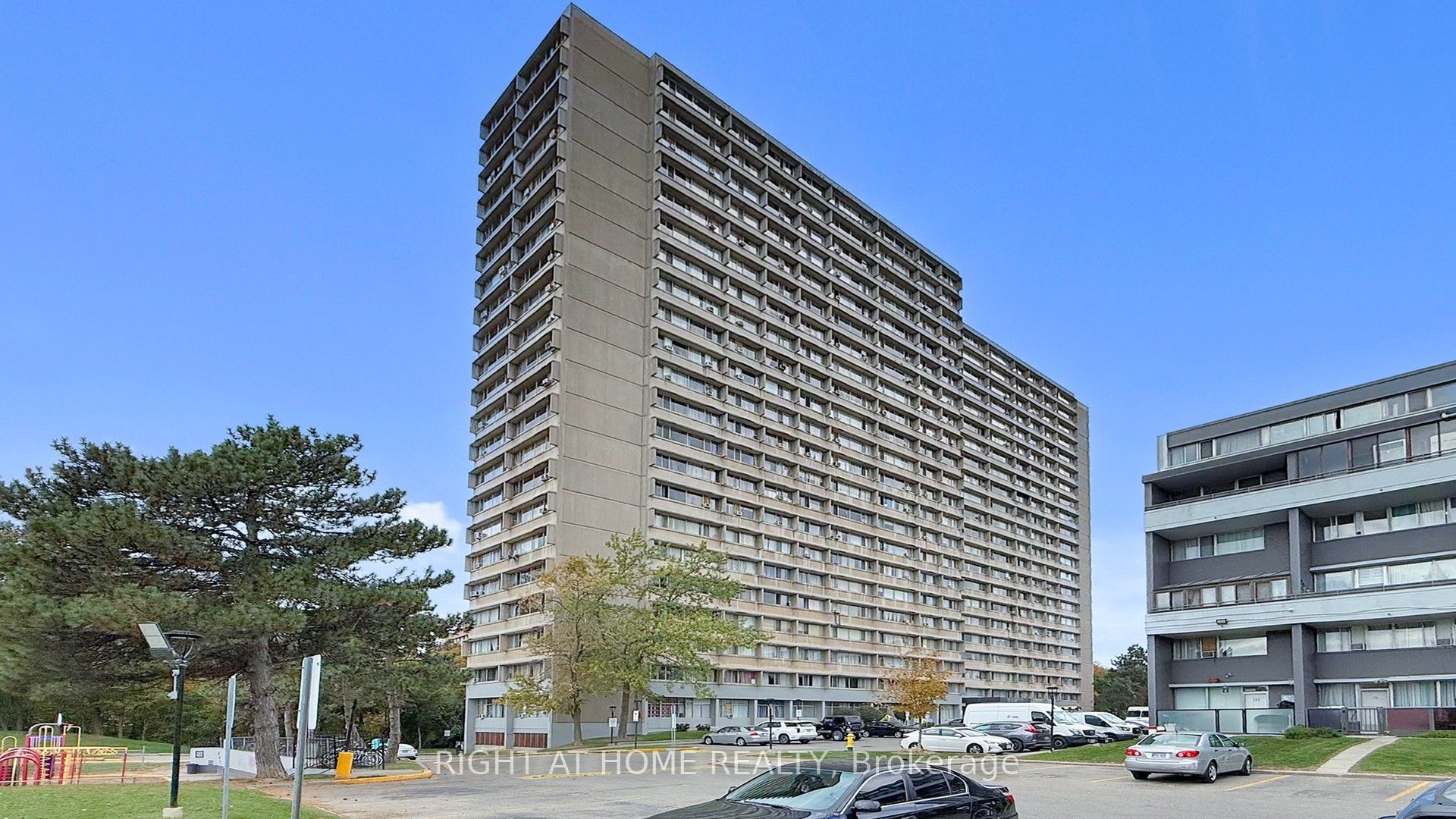 10 Sunny Glenway 511, Toronto, ON M3C 2Z3 photo 2