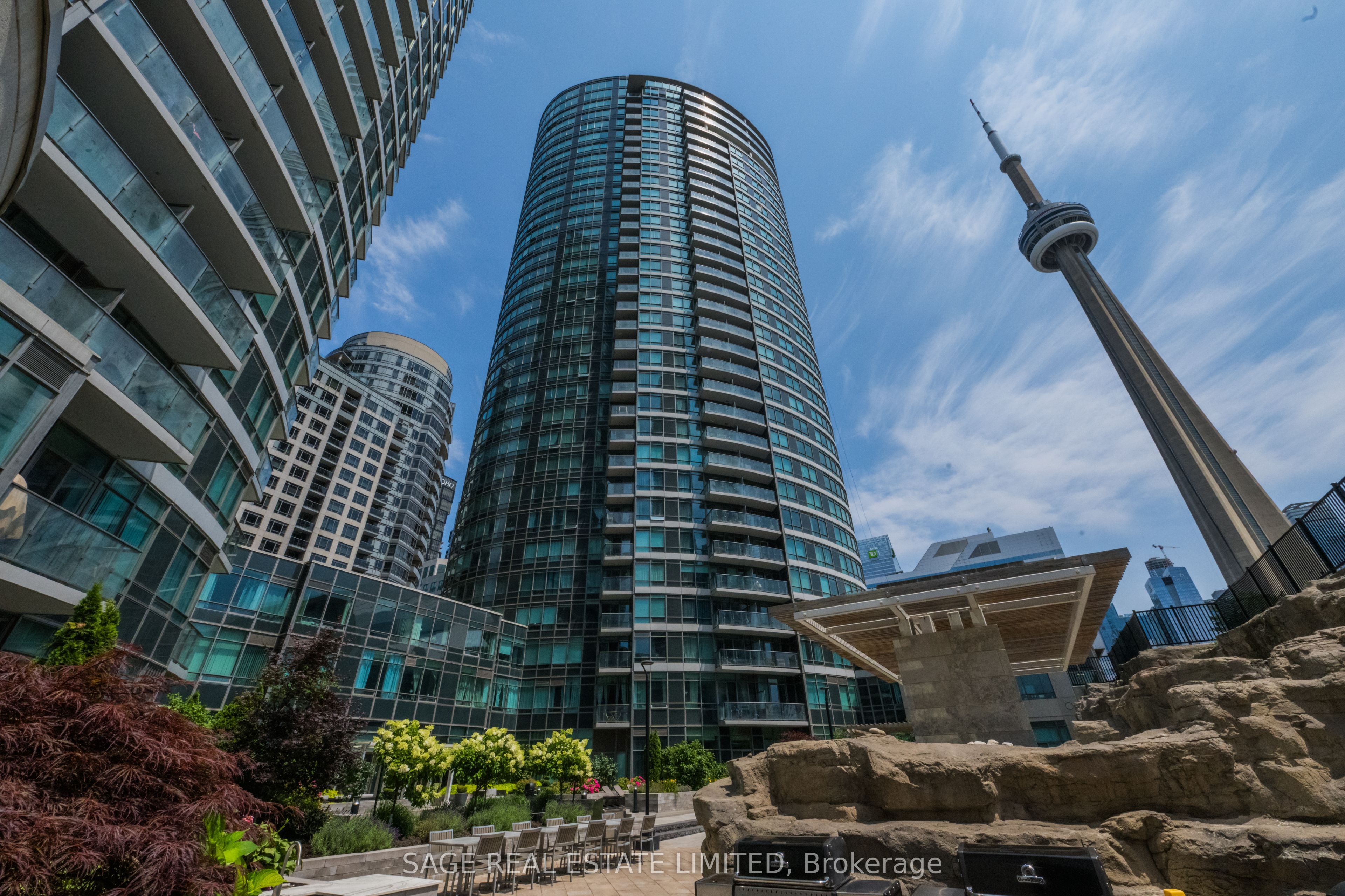 373 Front Street W 208, Toronto, ON M5V 3R7 photo 4