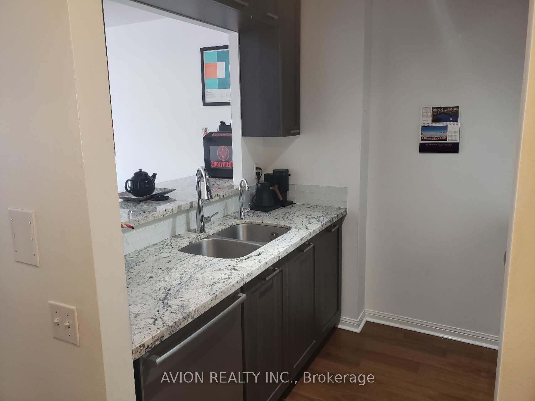 5 Rosehill Avenue 515, Toronto, ON M4T 3A6 photo 5