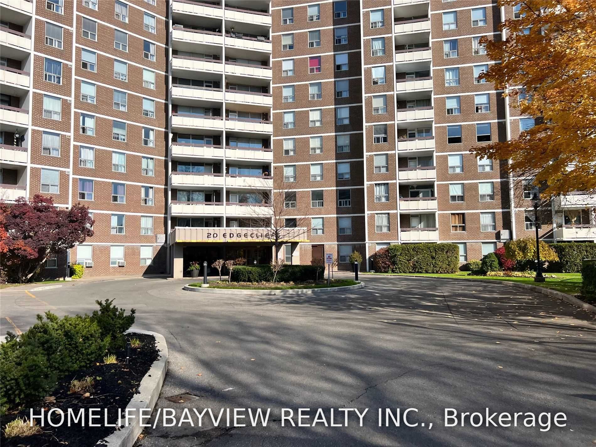 20 Edgecliff Golfway 1117, Toronto, ON M3C 3A4