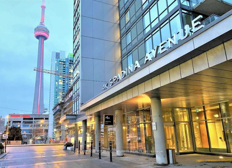 4K Spadina Avenue 315, Toronto, ON M5V 3Y9