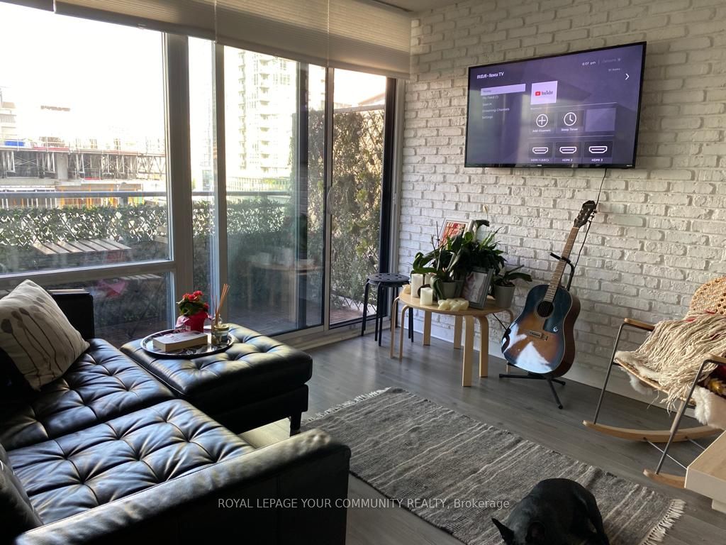 4K Spadina Avenue 315, Toronto, ON M5V 3Y9 photo 4