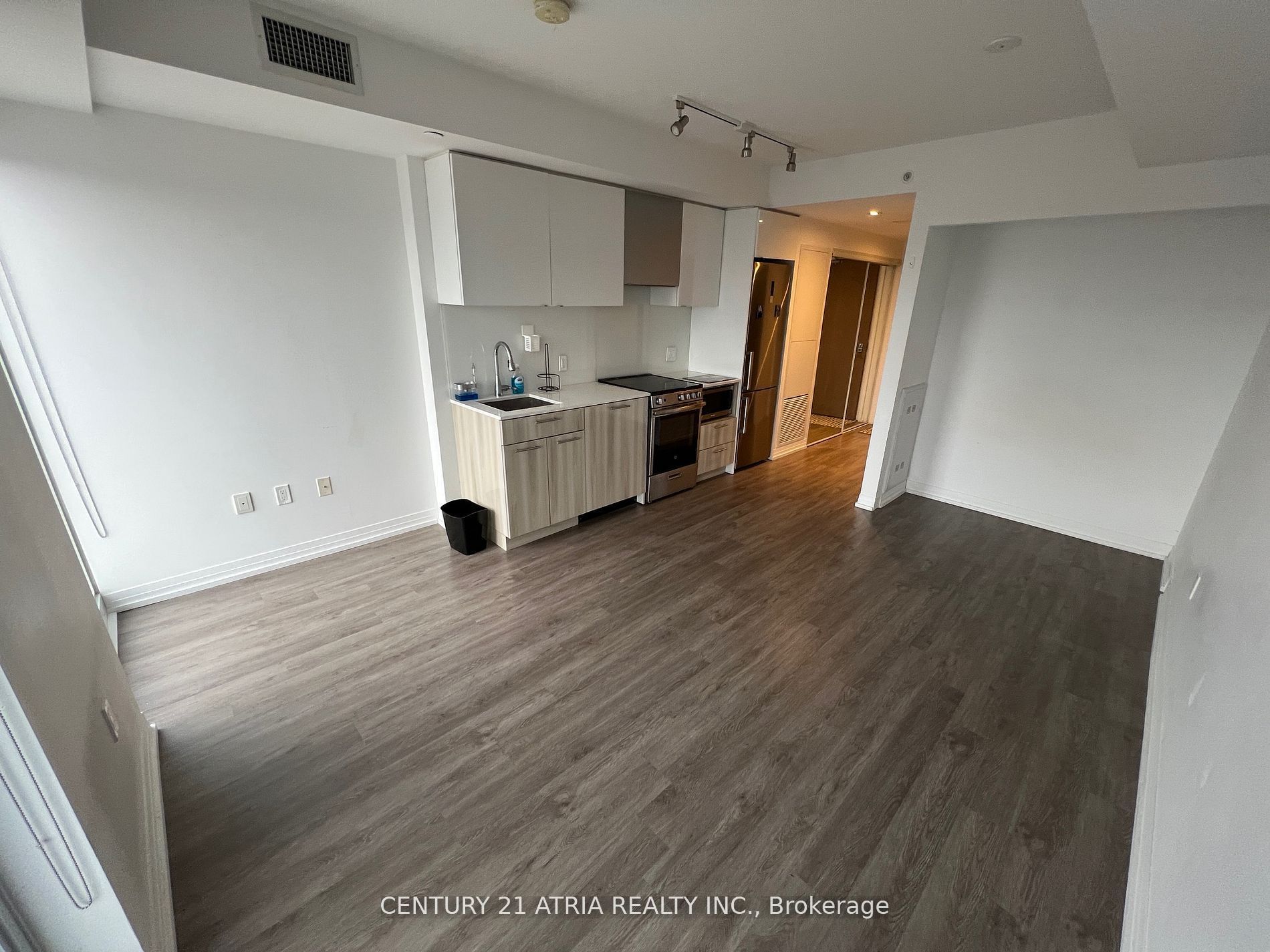 251 Jarvis Street 4011, Toronto, ON M5B 2C2 photo 4