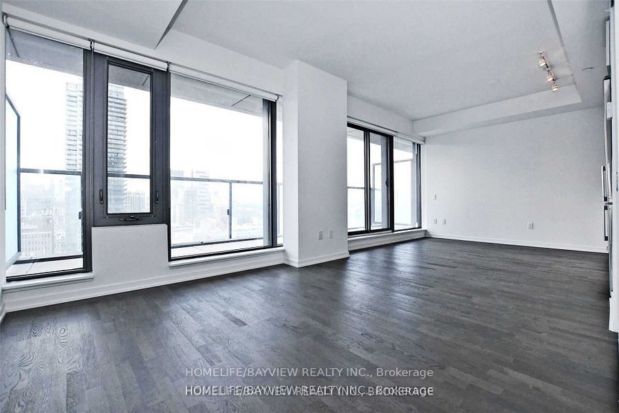 60 Colborne Street 2201, Toronto, ON M5E 1E3