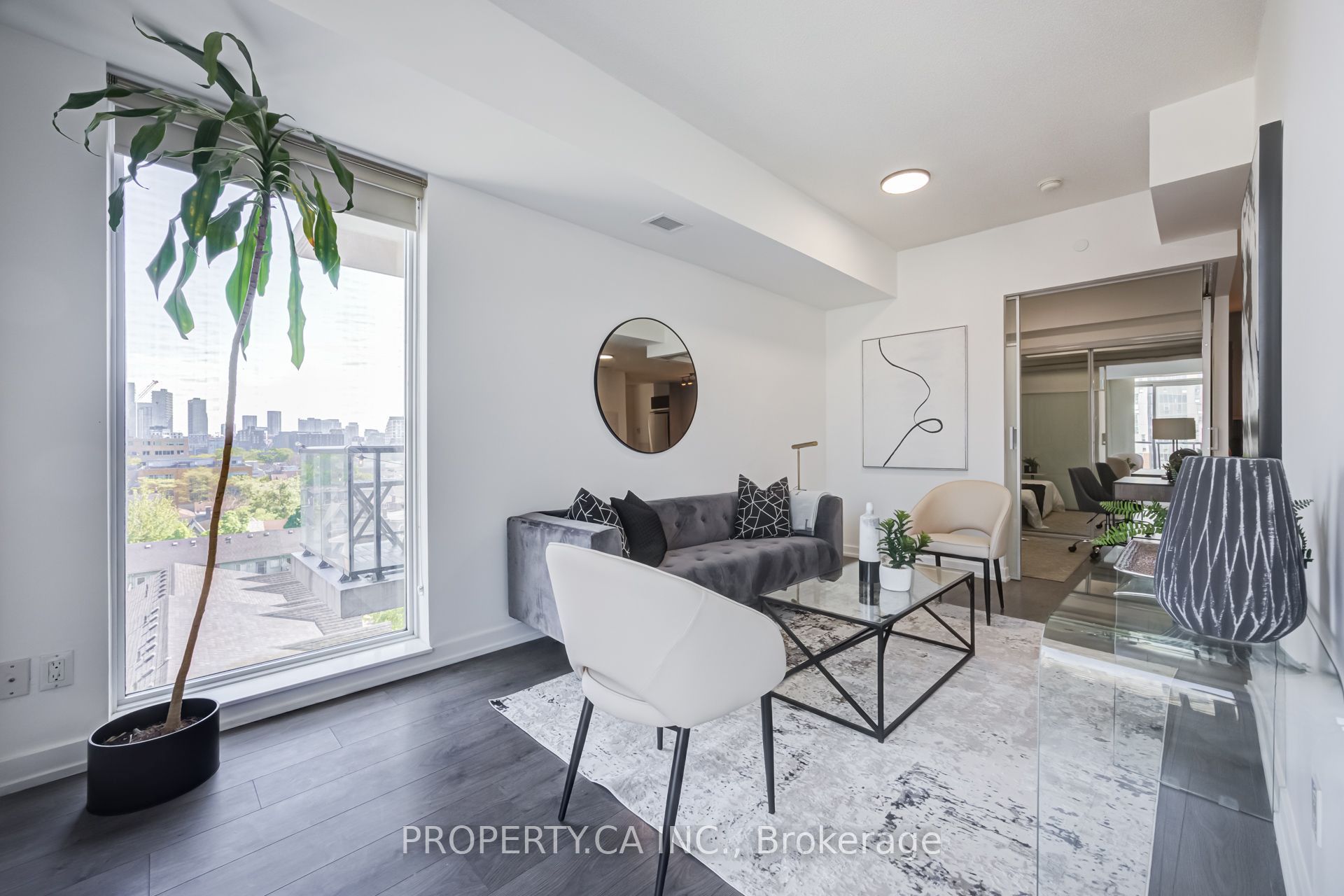 297 College Street 707, Toronto, ON M5T 0C2 photo 3