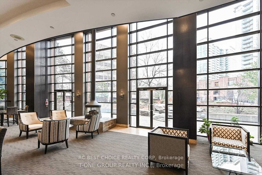 33 Sheppard Avenue 611, Toronto, ON M2N 7K1 photo 2