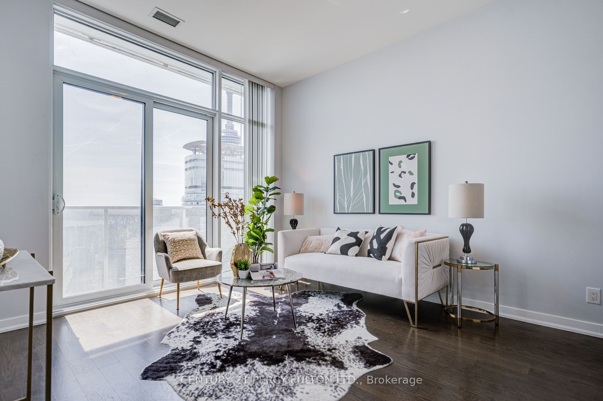 100 Harbour Street 6901, Toronto, ON M5J 0B5 photo 3
