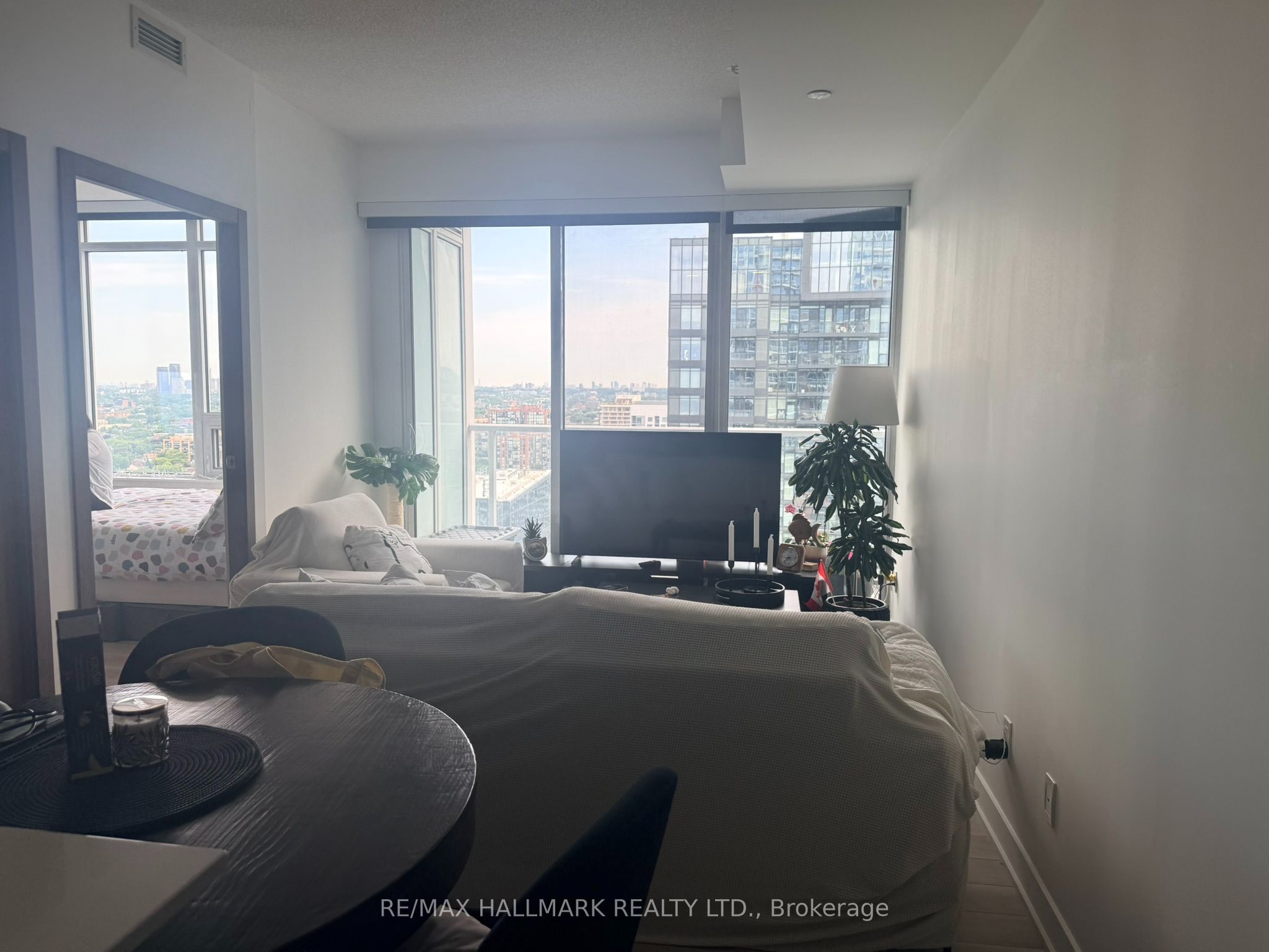 17 Bathurst Street 3206, Toronto, ON M5V 0N1 photo 5
