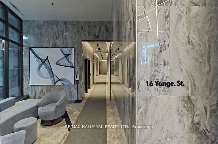 16 Yonge Street 3803, Toronto, ON M5E 2A1 photo 4