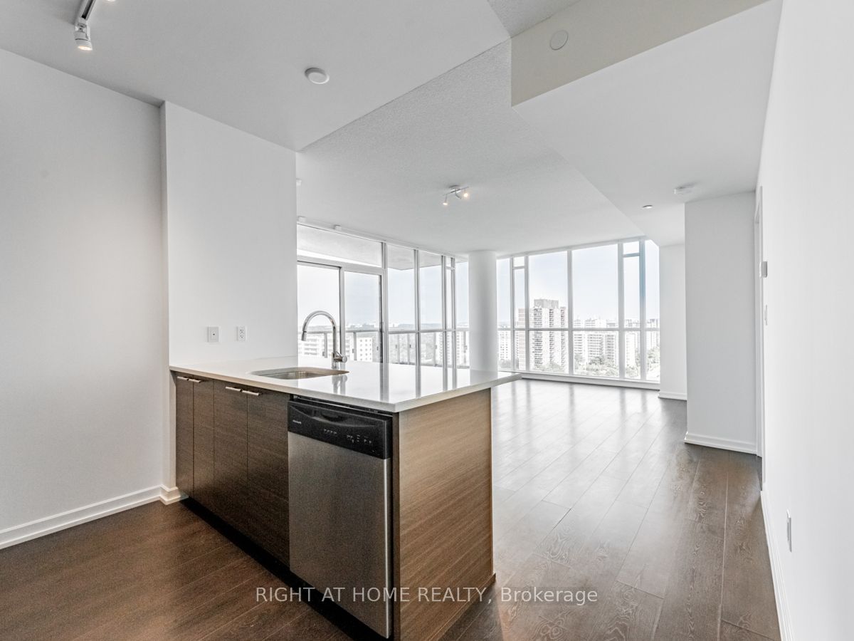 66 Forest Manor Road 1302, Toronto, ON M2J 0B7 photo 3