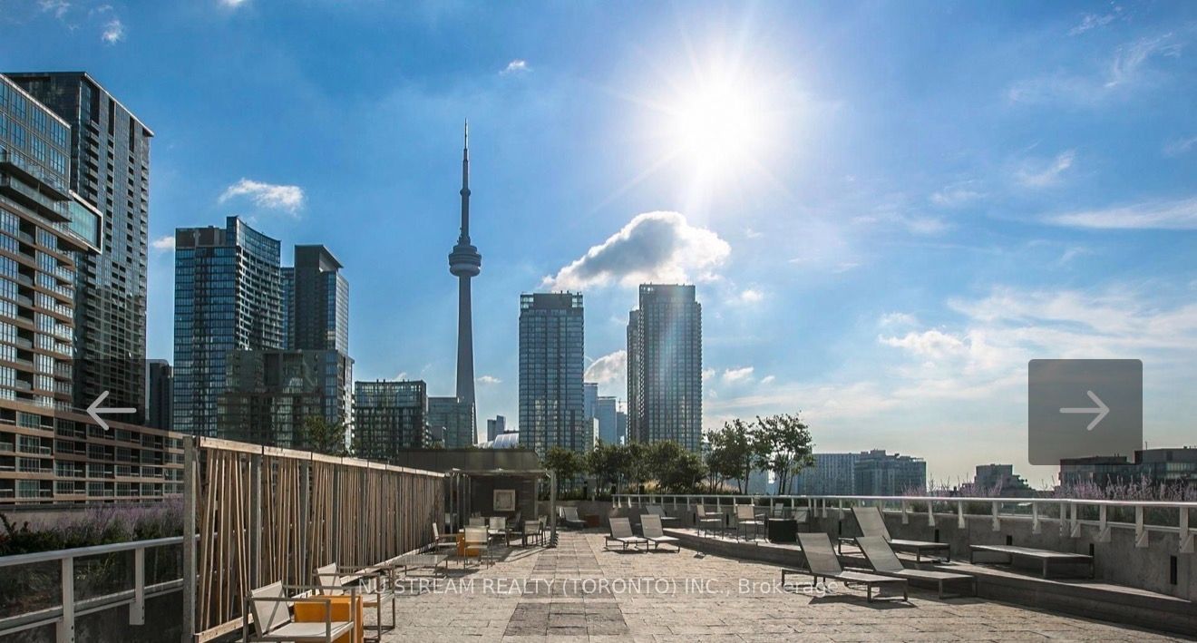 70 Queens Wharf Road 203, Toronto, ON M5V 0J2