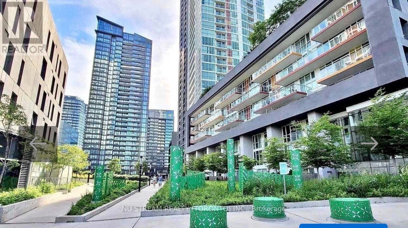 70 Queens Wharf Road 203, Toronto, ON M5V 0J2 photo 5