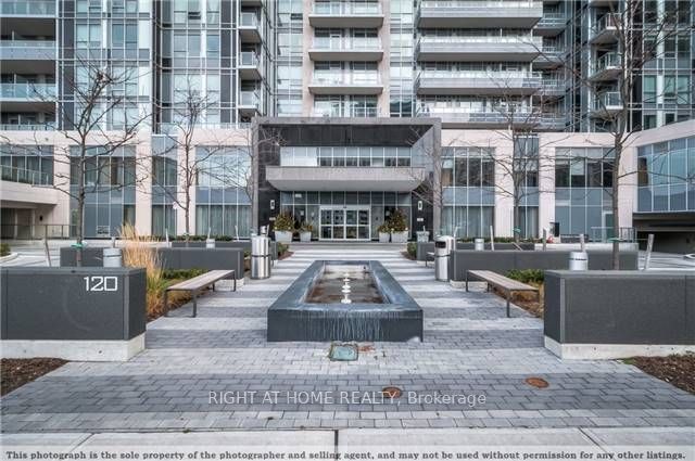 120 Harrison Garden Boulevard 716, Toronto, ON M2N 0C2 photo 2