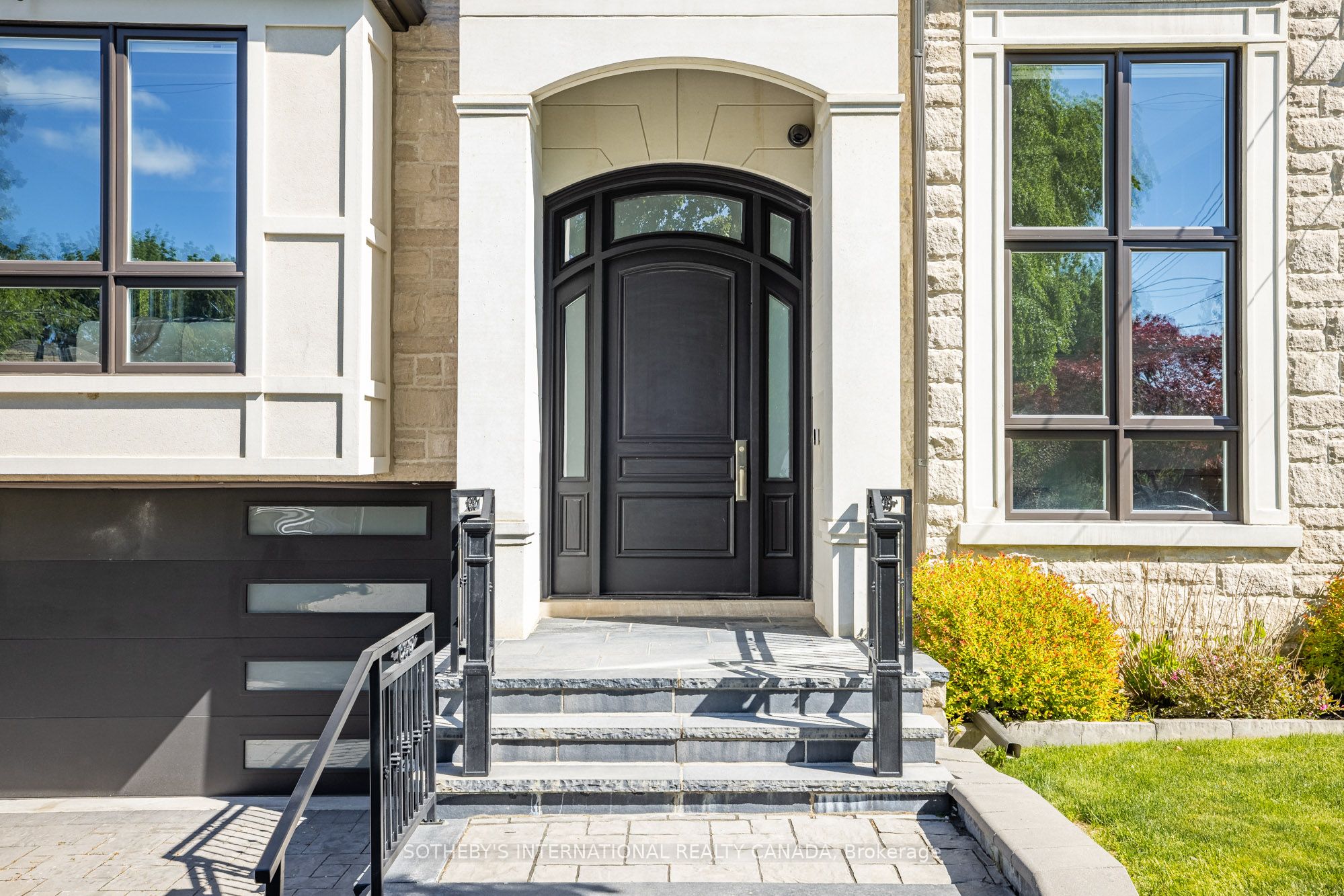 242 Betty Ann Drive, Toronto, ON M2R 1A7 photo 2