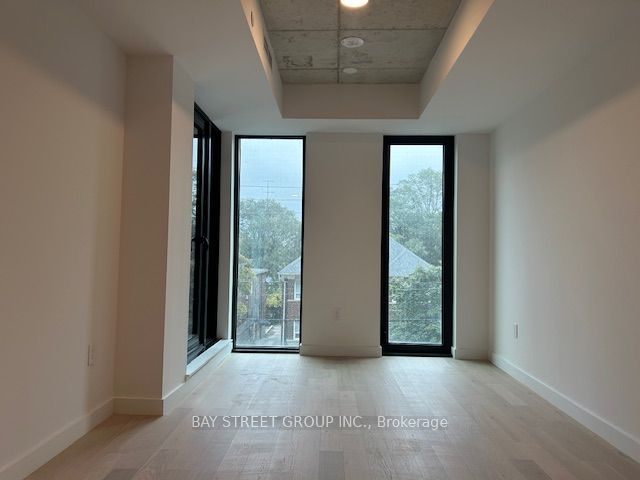 1720 Bayview Avenue 225, Toronto, ON M4G 3C4 photo 4